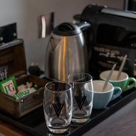 Village Hotel Birmingham Волсолл Екстер'єр фото